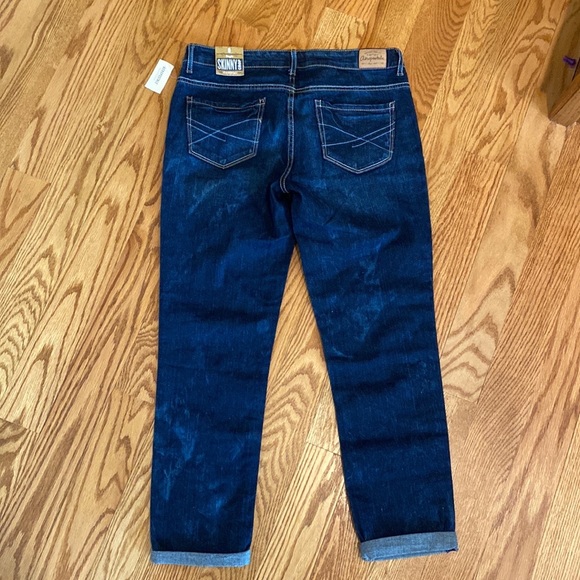 Aeropostale Crop Jeans - Picture 3 of 6